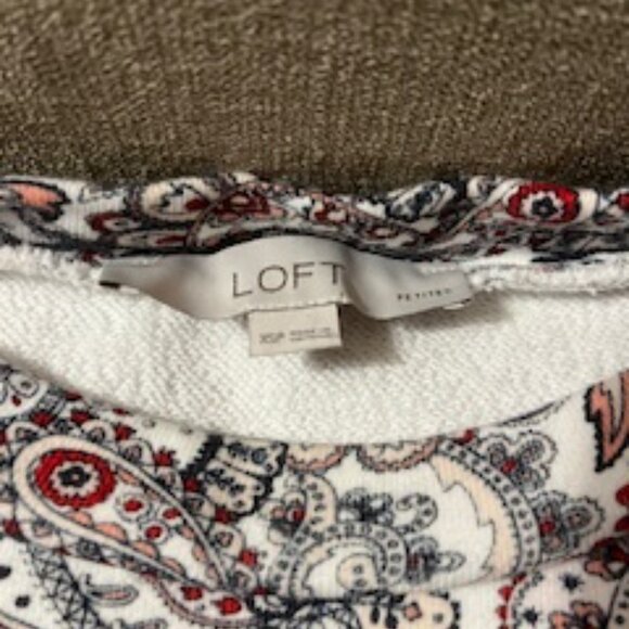 NWOT balloon sleeve sweatshirt, multi-colors - Picture 2 of 4